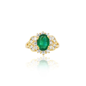 Oval Shape Emerald Ring